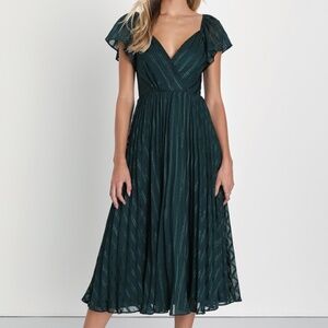 Lulus Standout Sophistication Emerald Lurex Flutter Sleeve Midi Dress Green